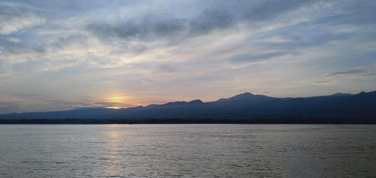Bali Taman Beach Resort & Spa Lovina Pabean Buleleng Zewnętrze zdjęcie